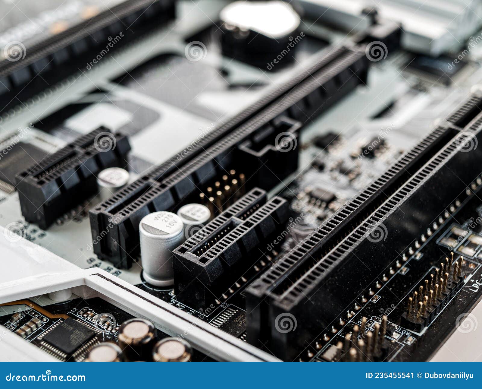 pci-express x16 x4 connectors on the motherboard, connecting devices, graphics accelerators, fast ssd data drives