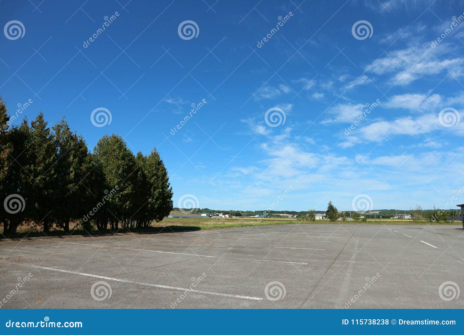 peace car parking, parking lots under the clear blue sky