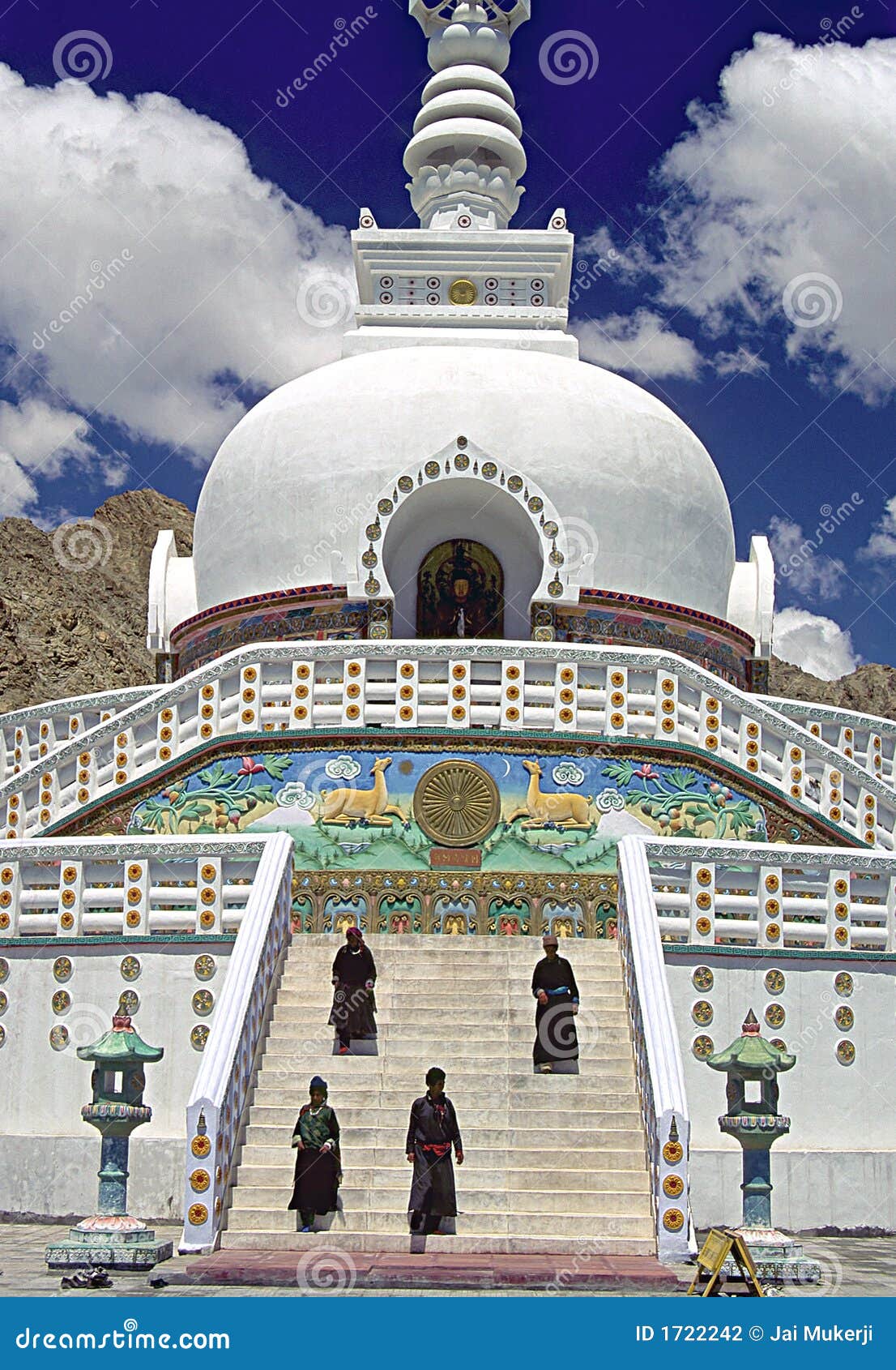 peace stupa, leh, ladakh