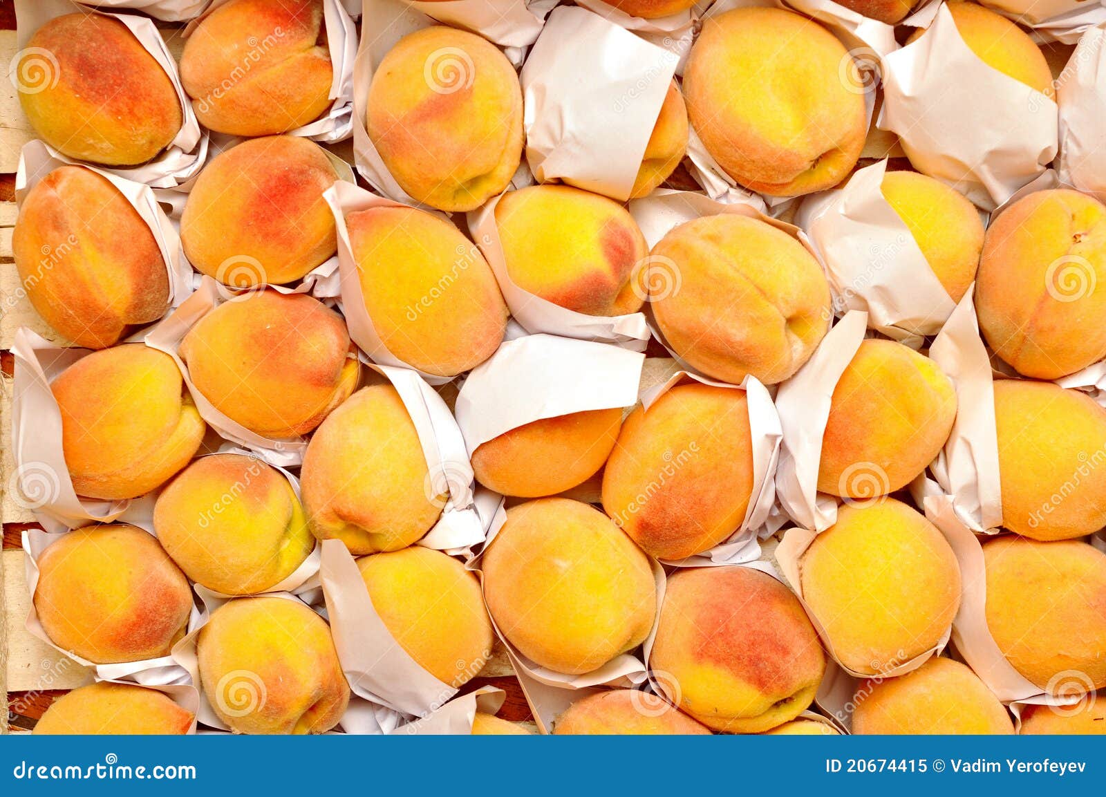 Peaches on market stock image. Image of food, peach, summer 20674415