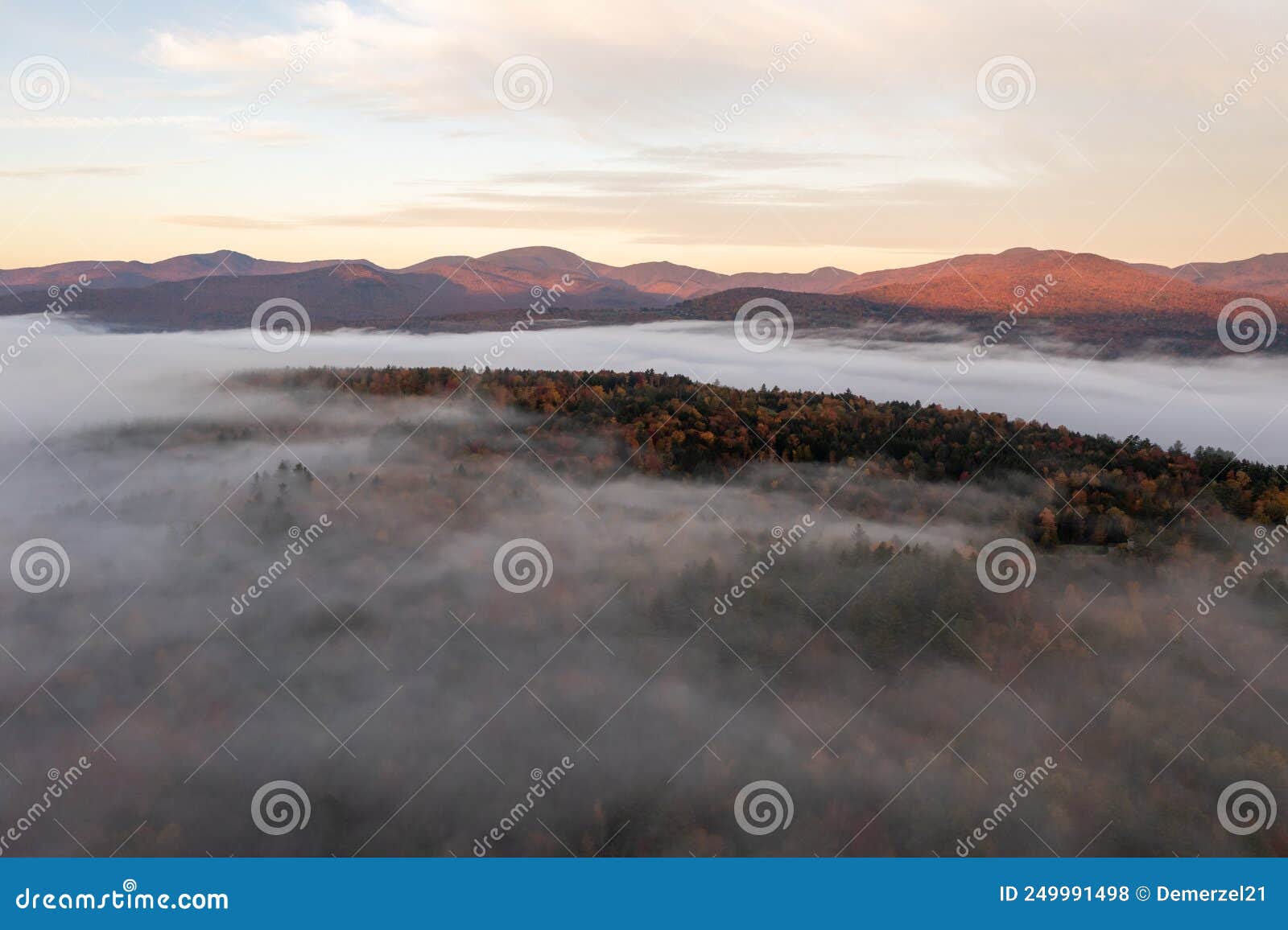 Peak Foilage Stowe, Vermont Stock Photo Image of dramatic, stowe