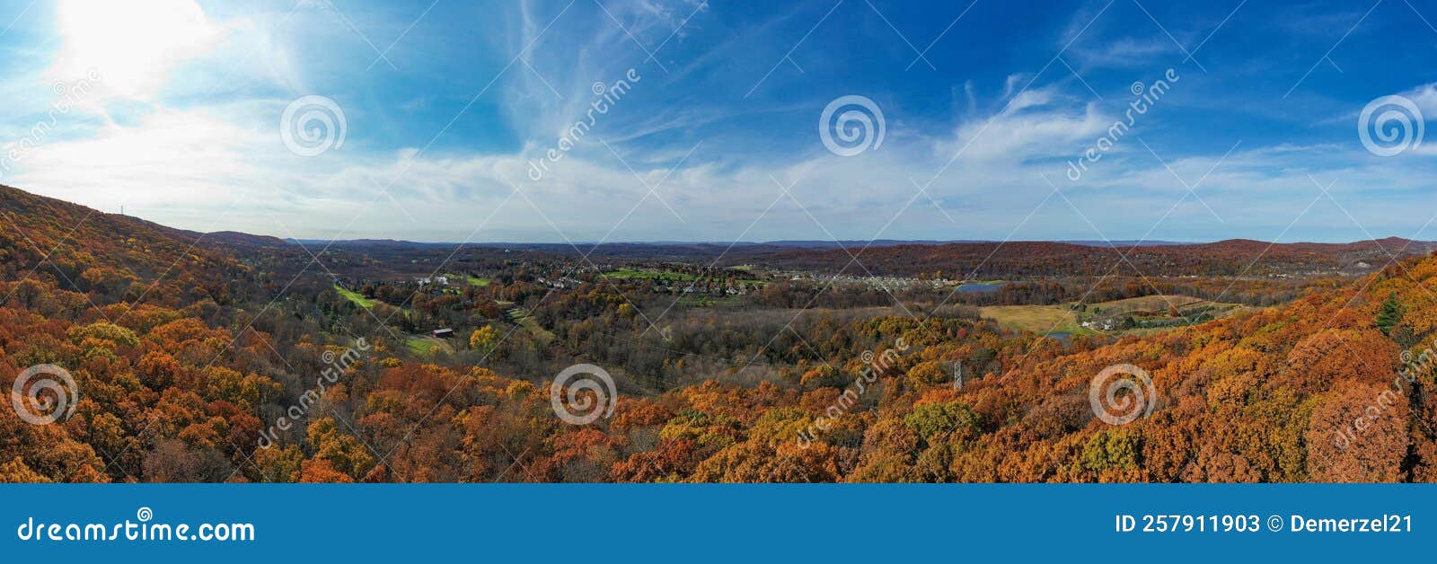 Peak Foliage - New Jersey stock image. Image of outdoors - 257911903