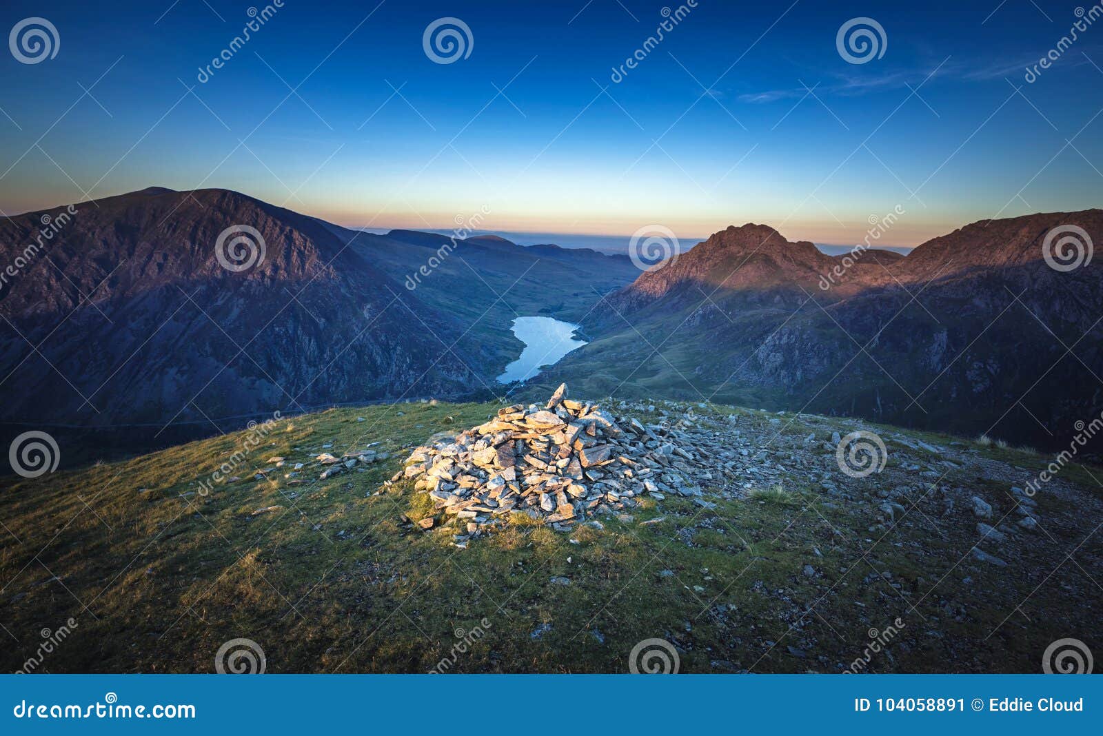 Ogwen Valley Aerial Sunset View from Y Garn Top Stock Image - Image of holiday: 104058891