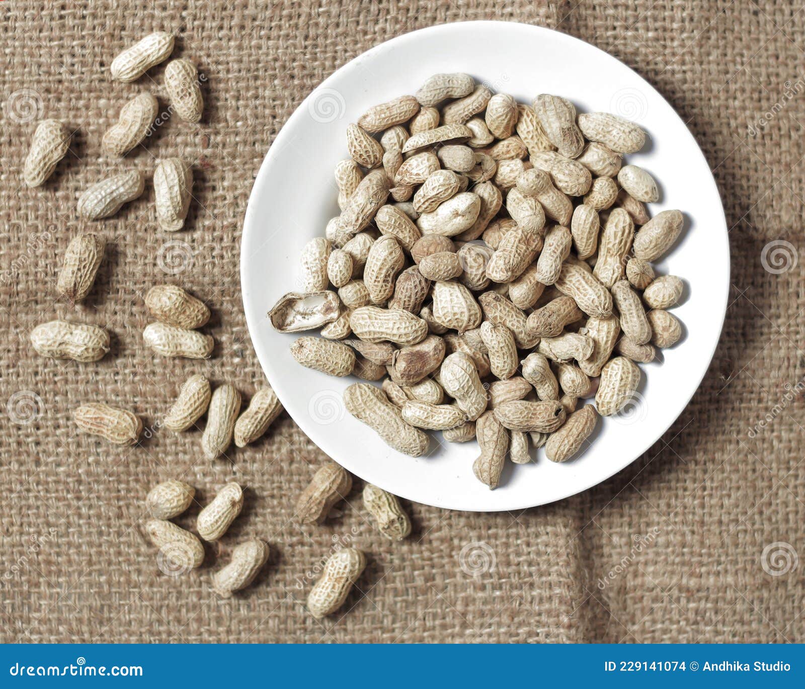 Peanuts that Grow into the Ground and Leaves Appear on the Surface of