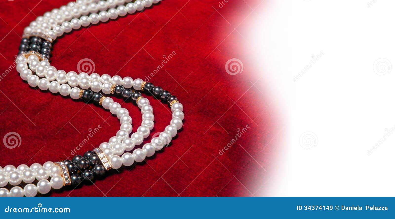 Top View Of Luxury Pearl Necklace And Pearl Earrings On Old Wooden Table.  With Copy Space, Close Up Stock Photo, Picture and Royalty Free Image.  Image 73102740.
