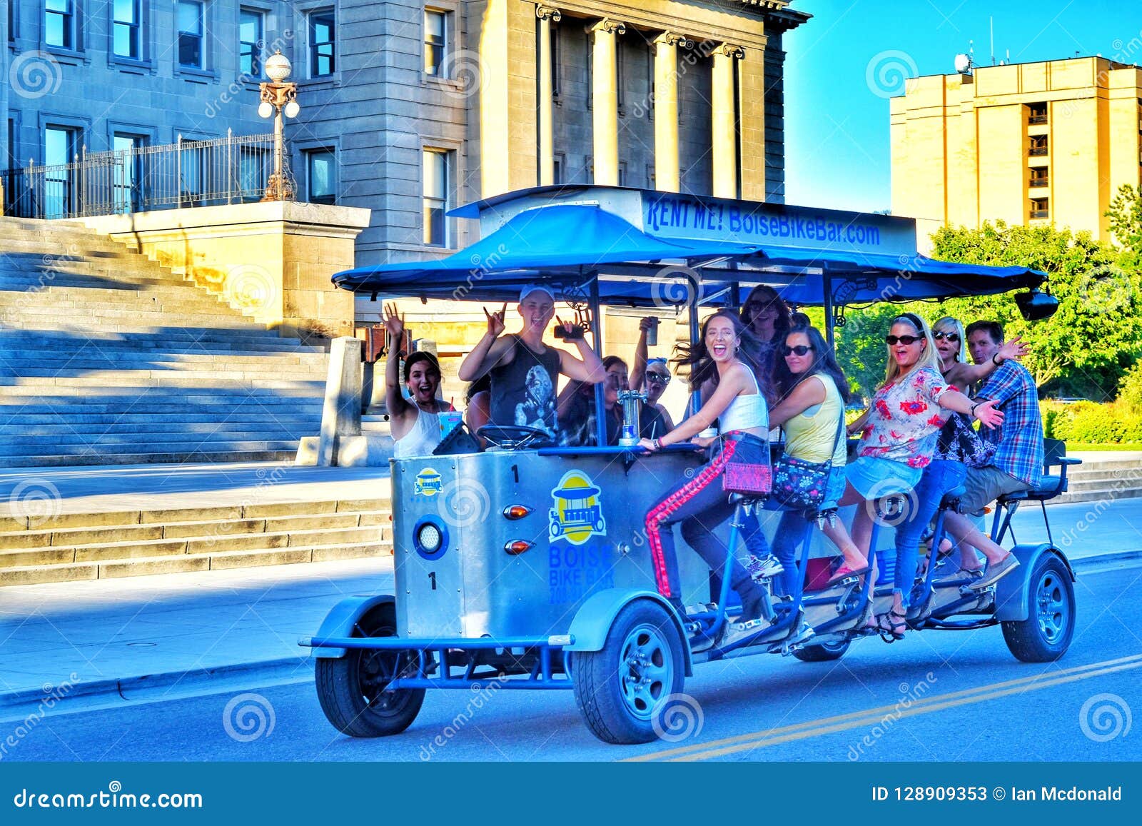 pedal pub