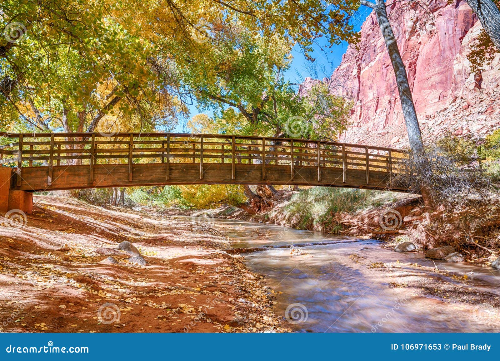 bridge over the fremont river in capitol reef