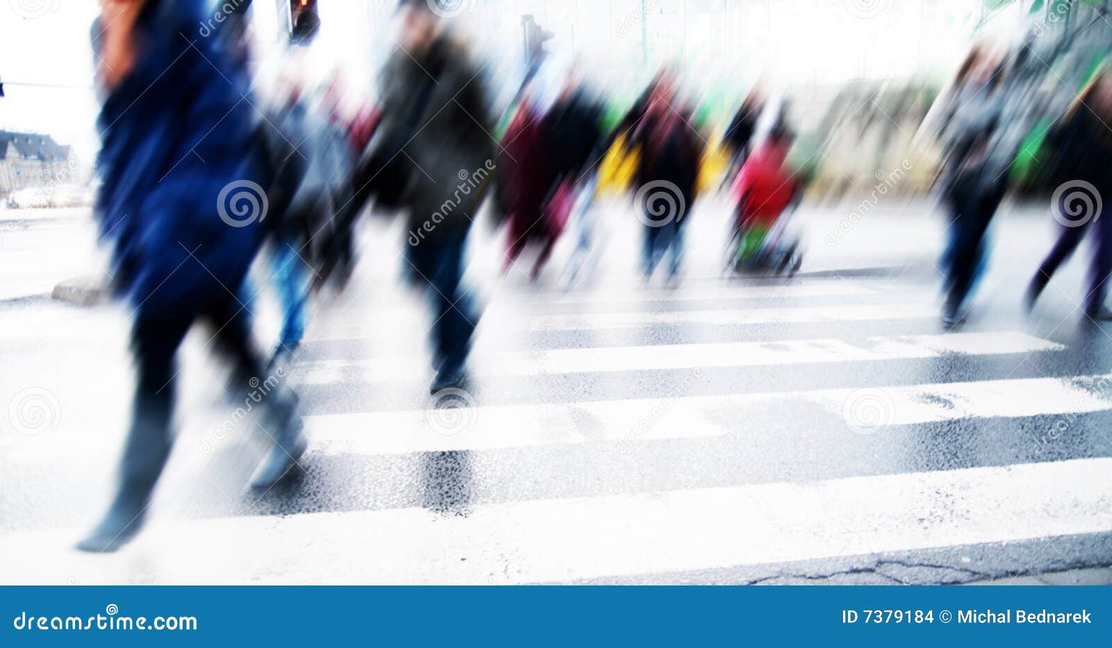 pedestrian crossing rush.