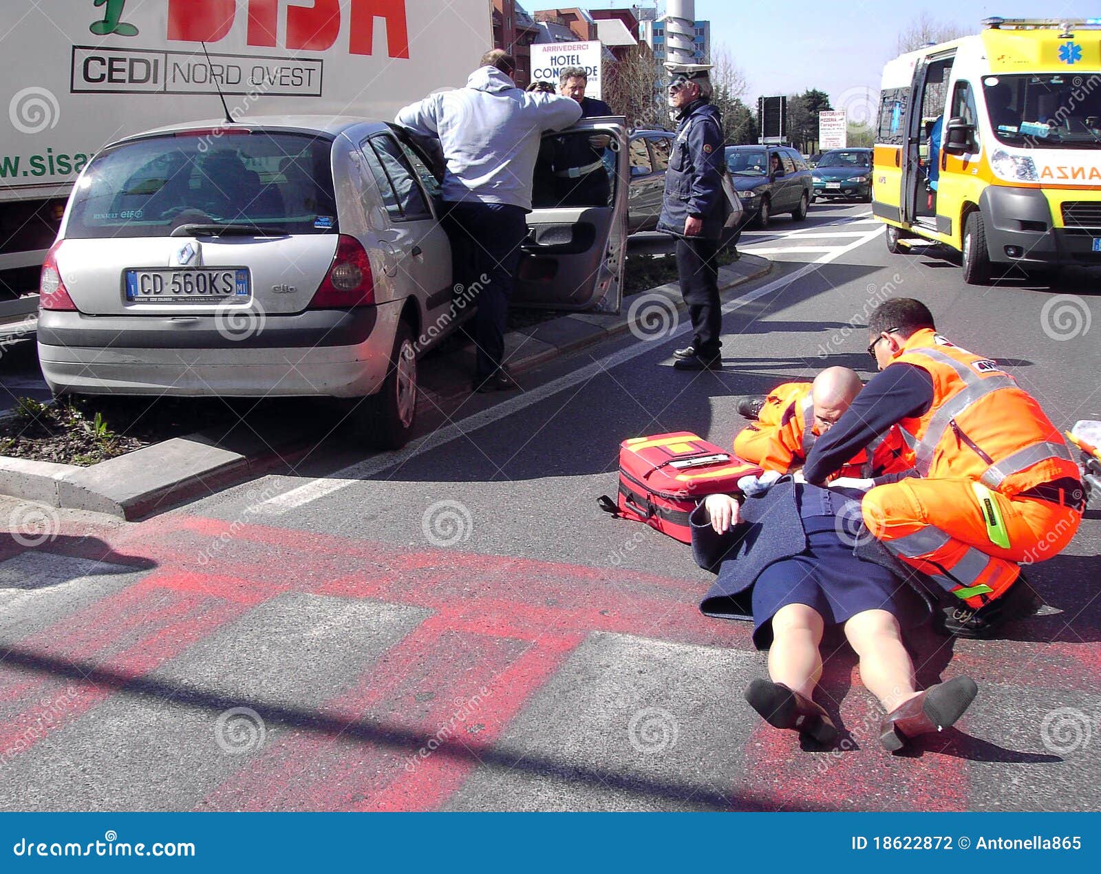 Pedestrian hit by car editorial photography. Image of ambulance 18622872