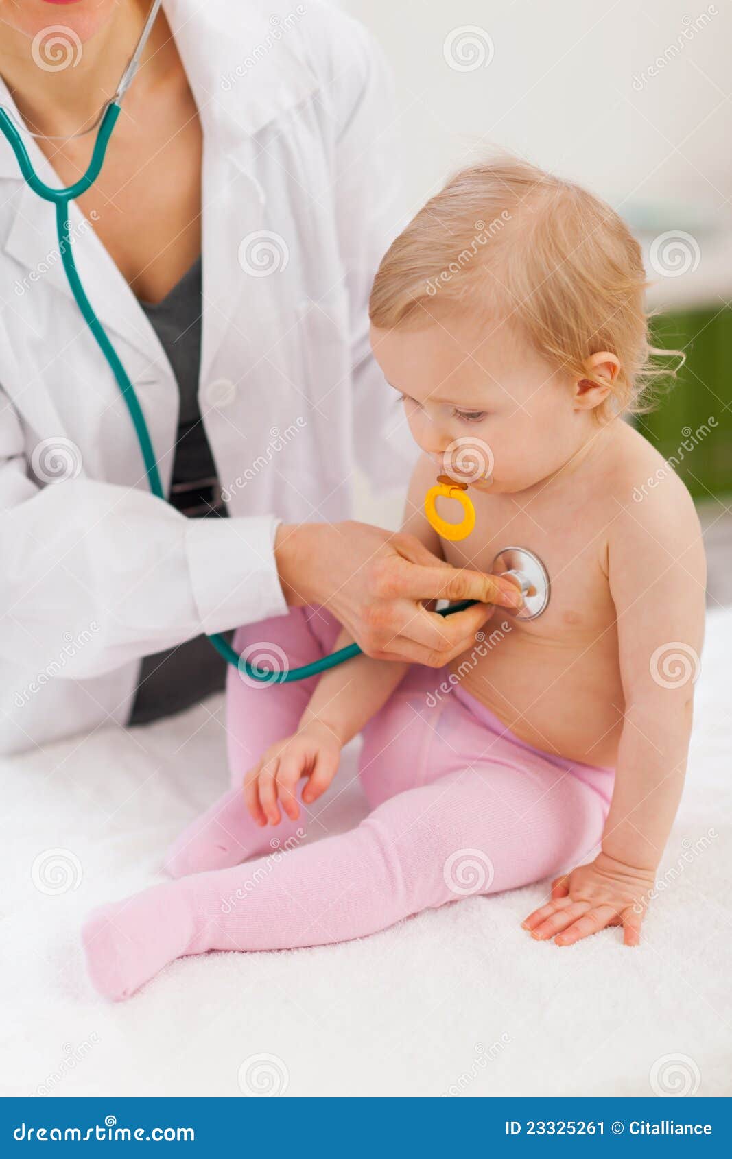 pediatric doctor examine baby