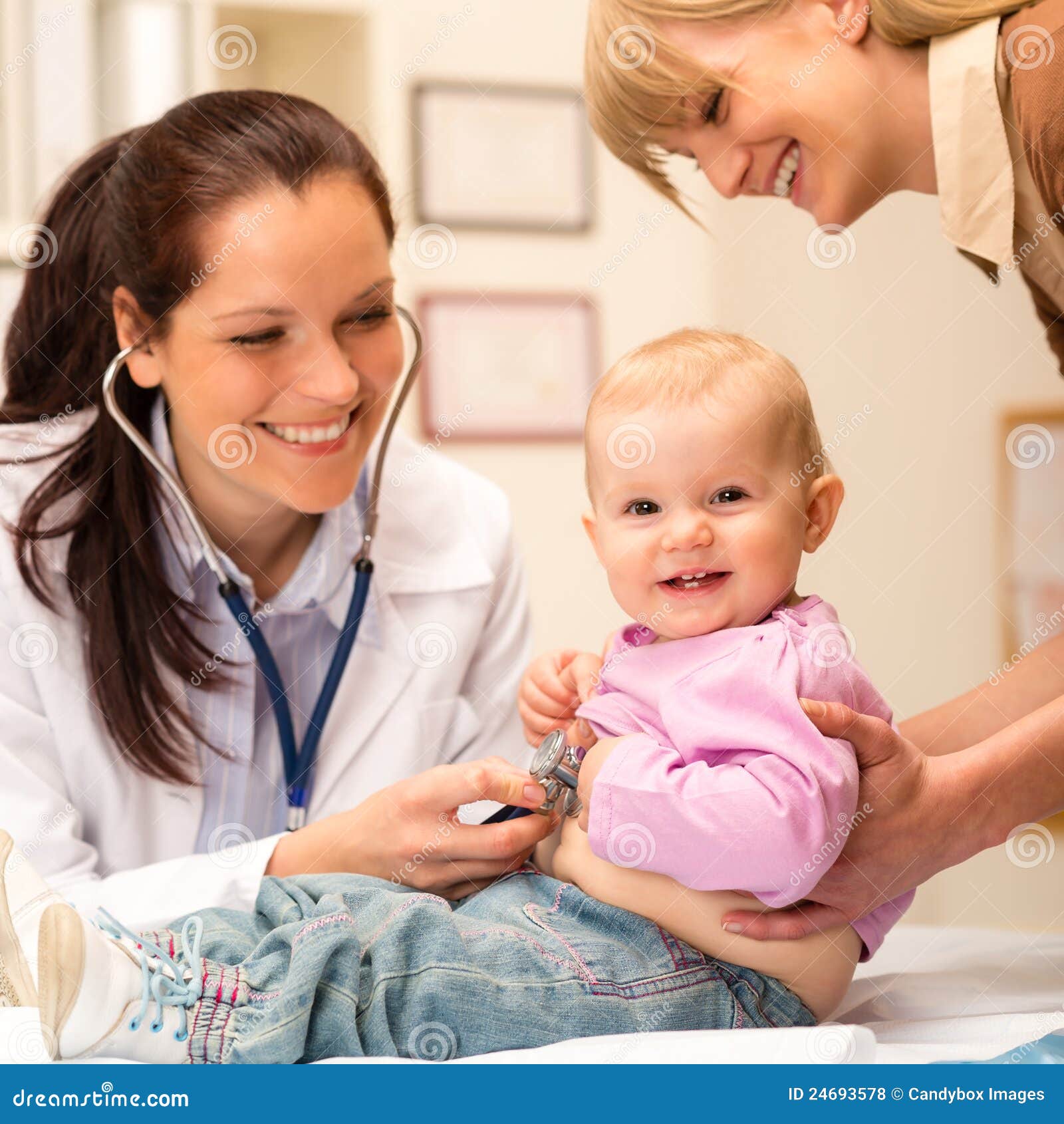 pediatrician examine baby with stethoscope