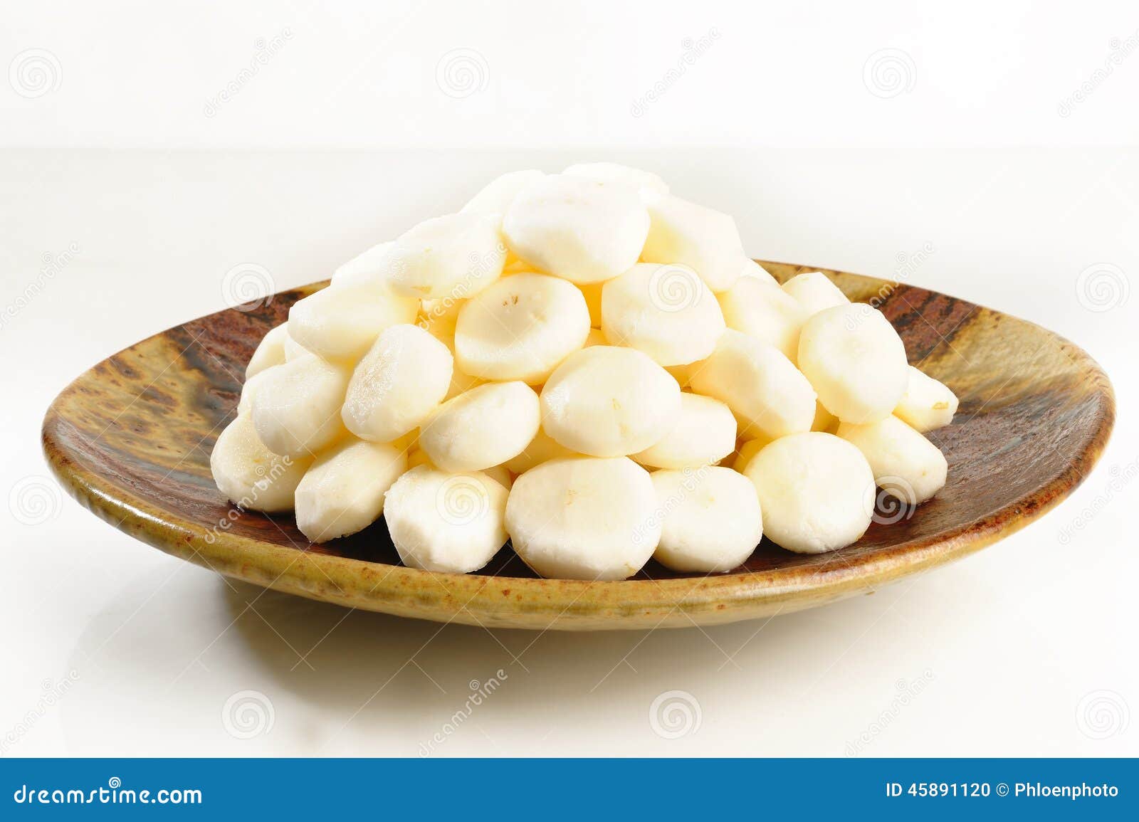 Peel Raw Chinese Water Chestnut Stock Photo Image of dish, growth