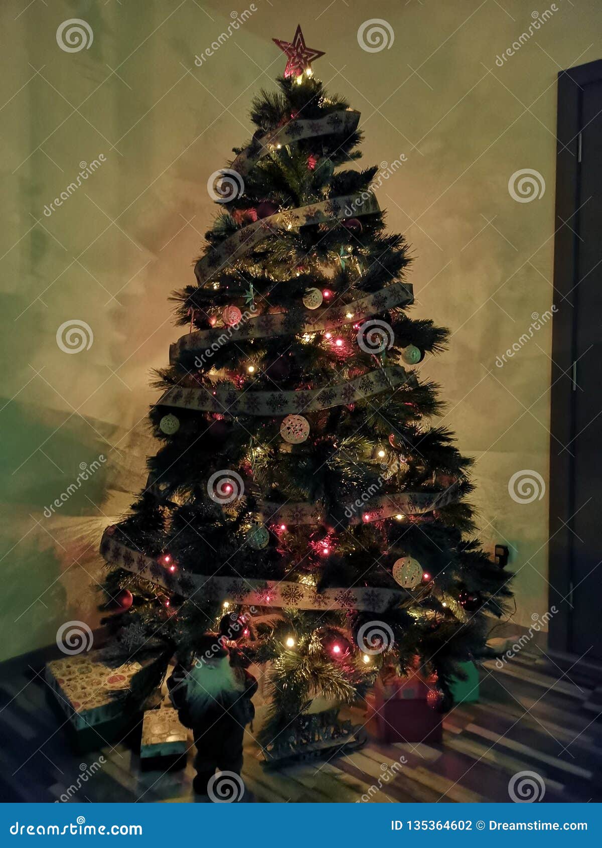 pefrect christmas tree for family time