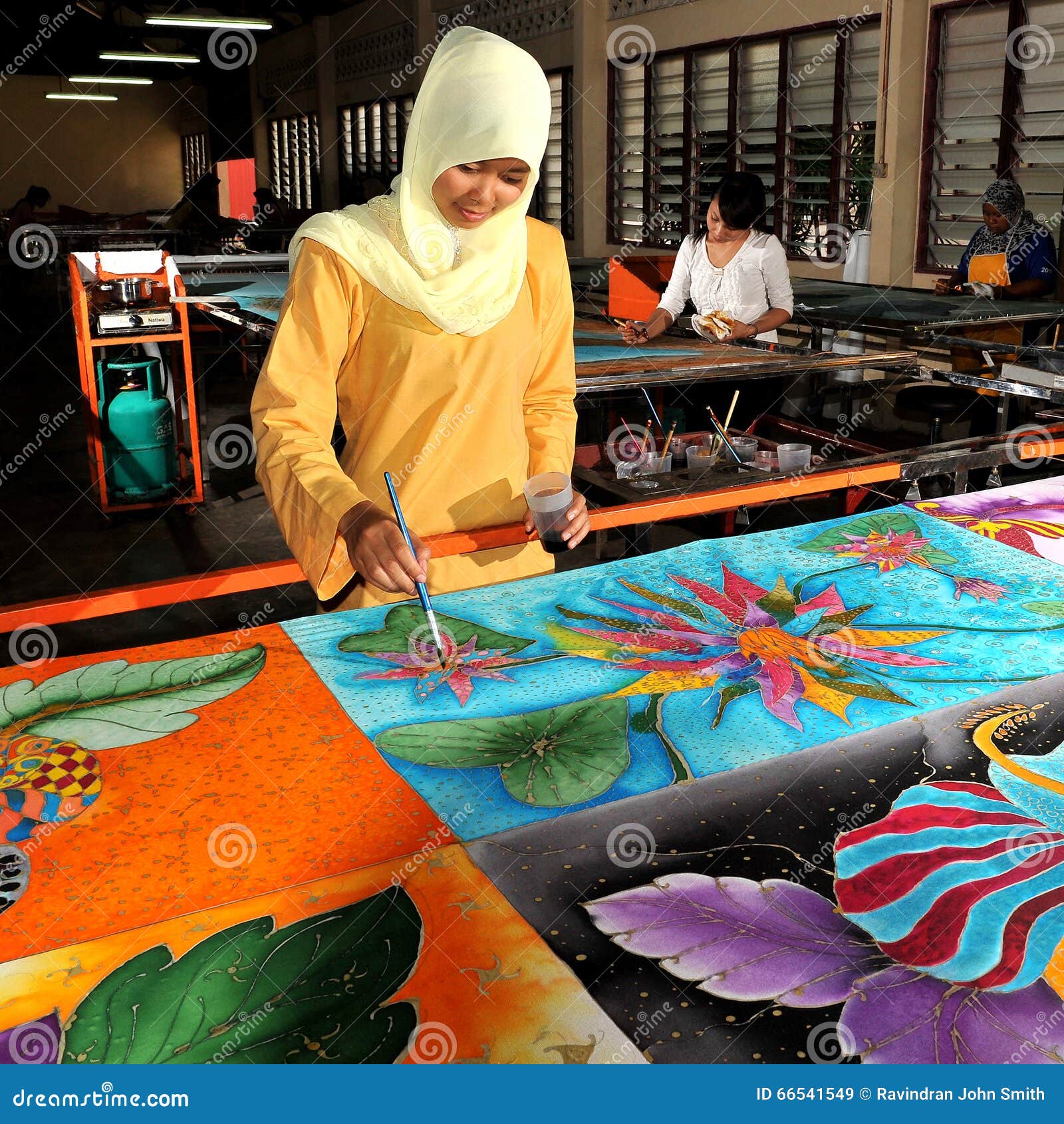 Peinture de batik image stock éditorial. Image du malaisie 66541549