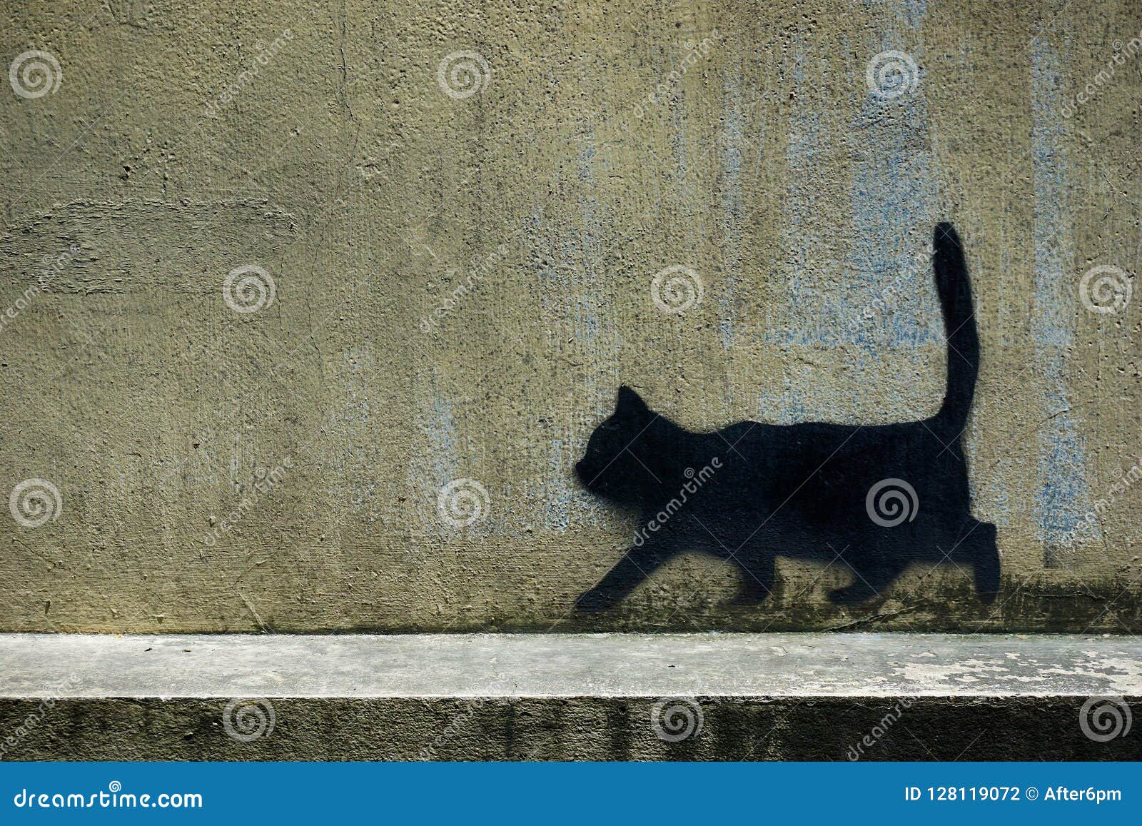 Peinture De Marche De Chat Sur Le Vieux Mur Photo Stock