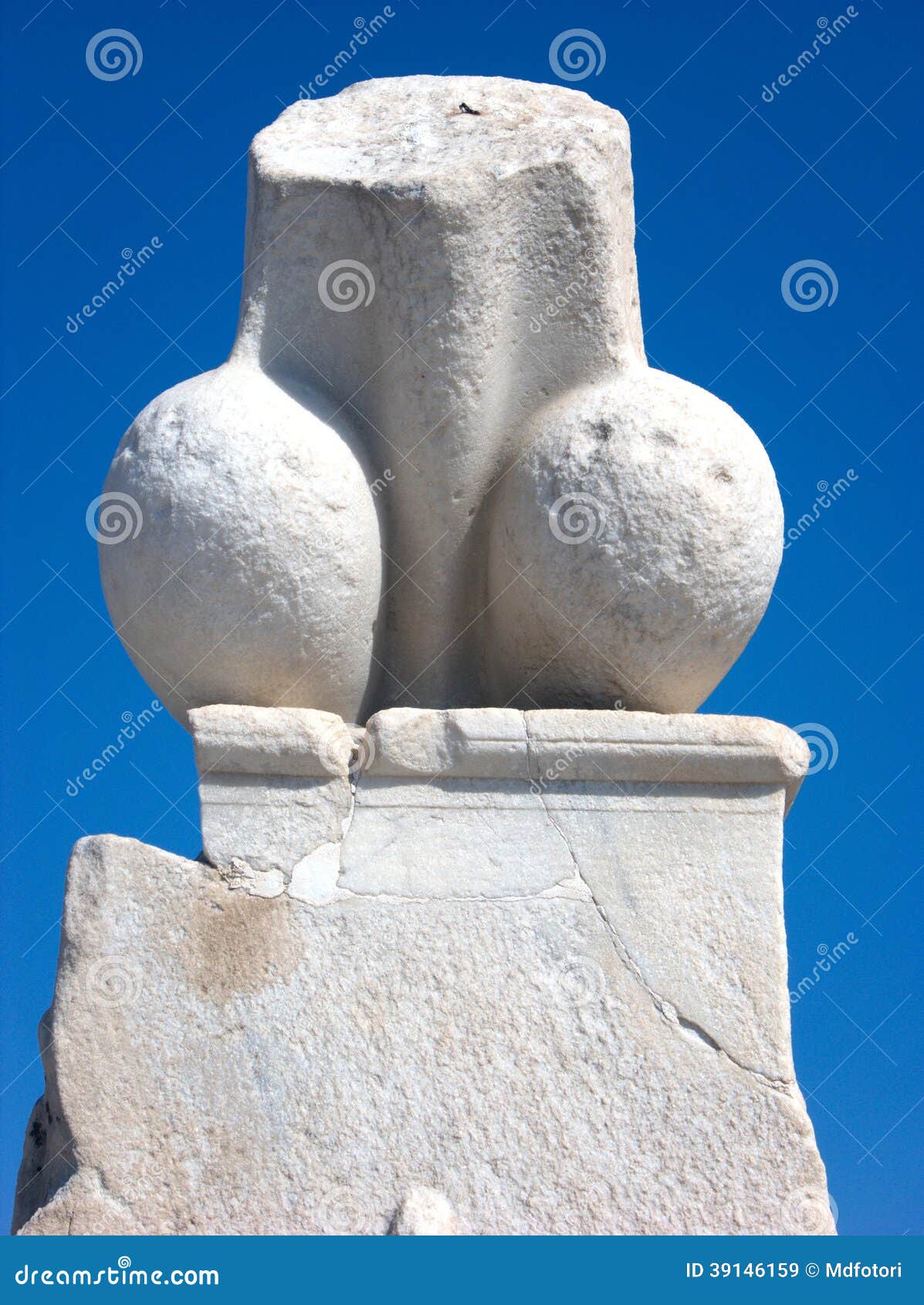 Horn Phallusskulptur und Dildo.15 bis 17 cm = Code F seidenmatt natur