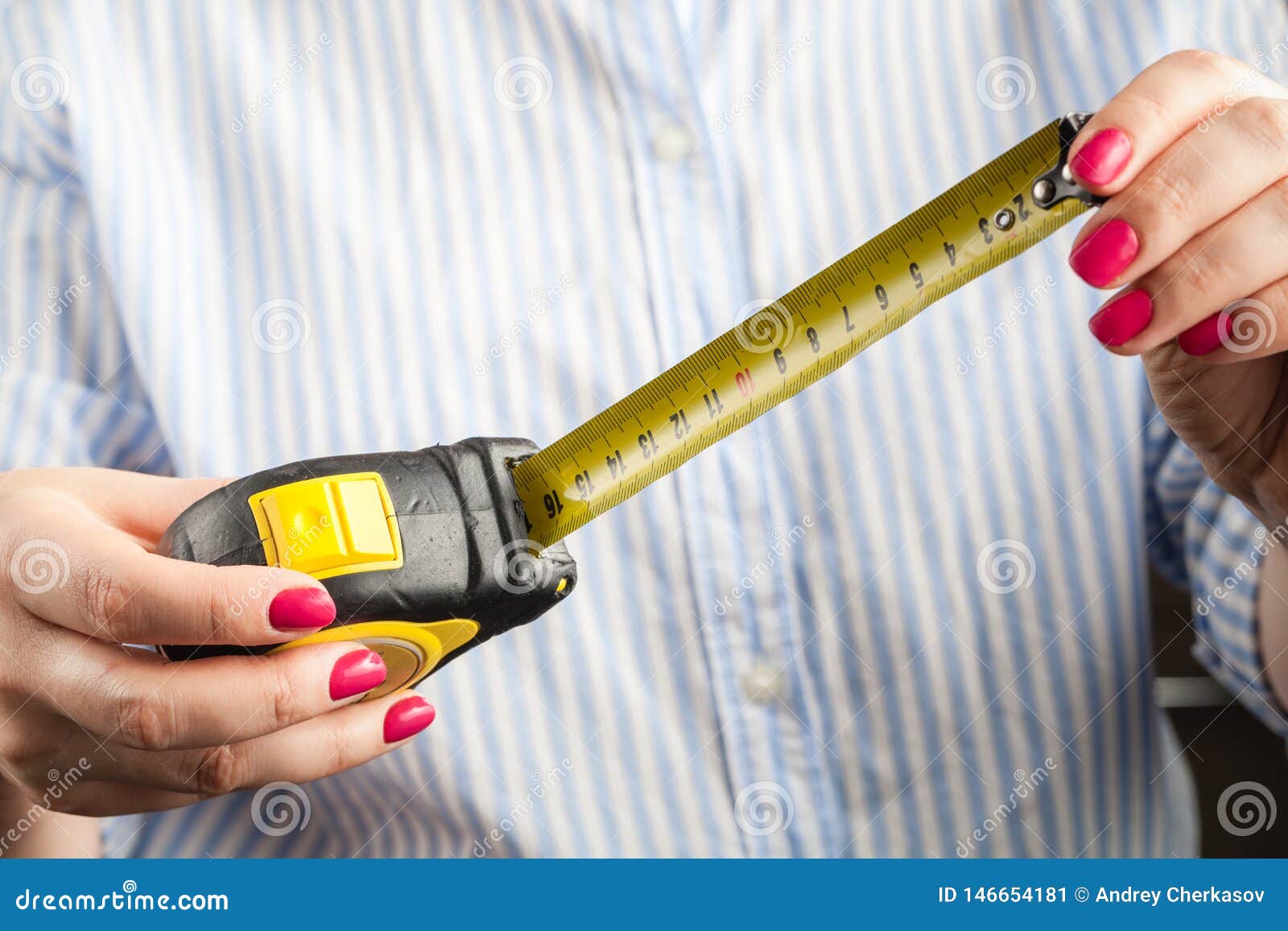 Girl Measure Dick