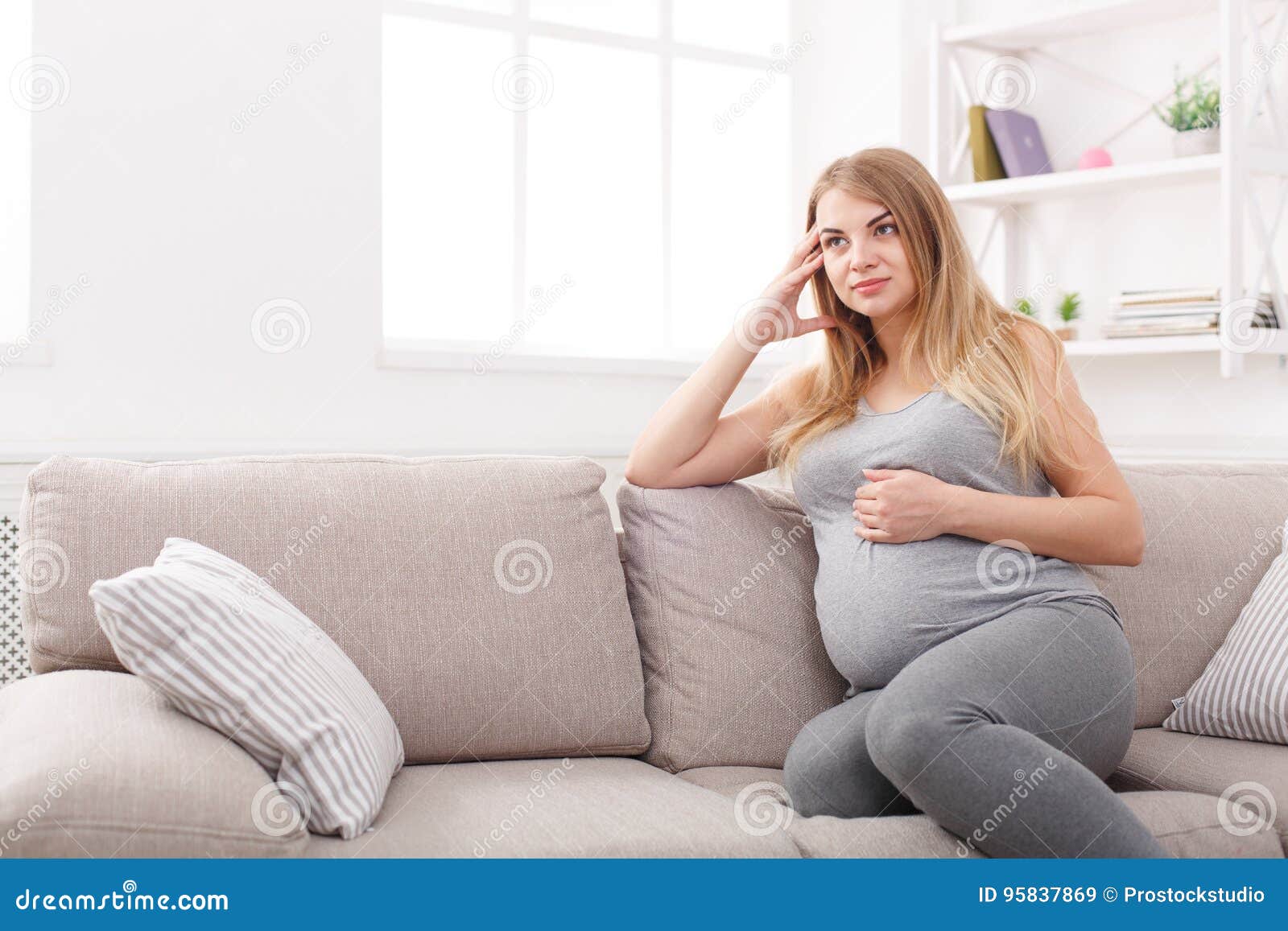 download dreaming of being pregnant download dreaming of being pregnant