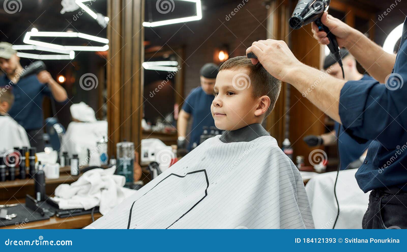 Cadeira de barbeiro infantil estilo cadeira de corte de cabelo