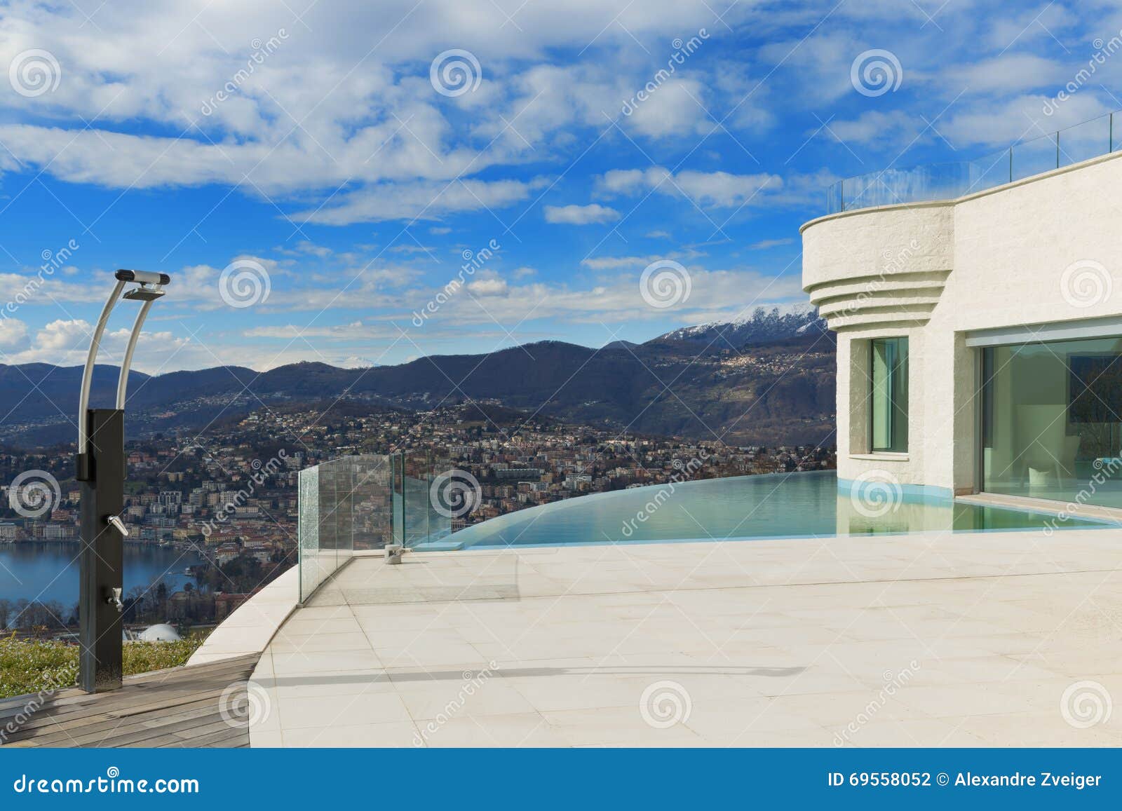 Luxury Jungle Penthouse. Private Rooftop, Pool & High-Speed WiFi ...