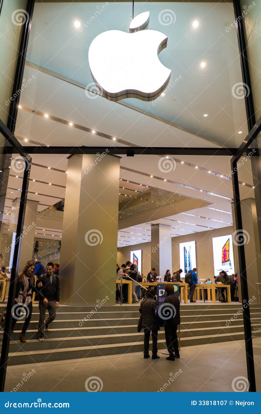 People in Apple Store, on March 23, 2013 in Barcelona, Spain Editorial