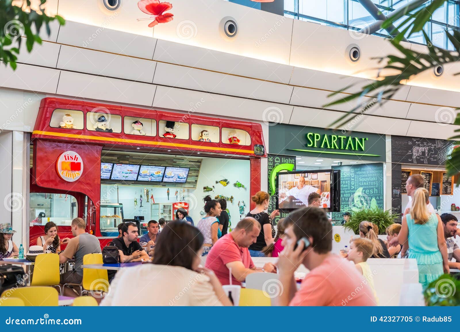  People  Eating At Fast  Food  Restaurants  Editorial Image 