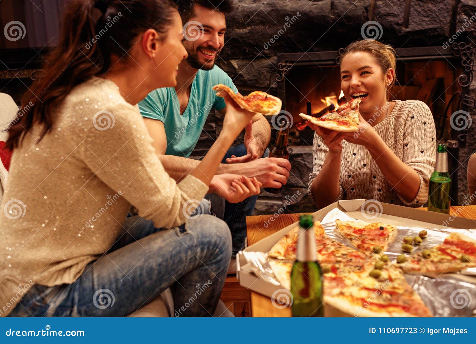 Pizza Party with Friends — Steemit