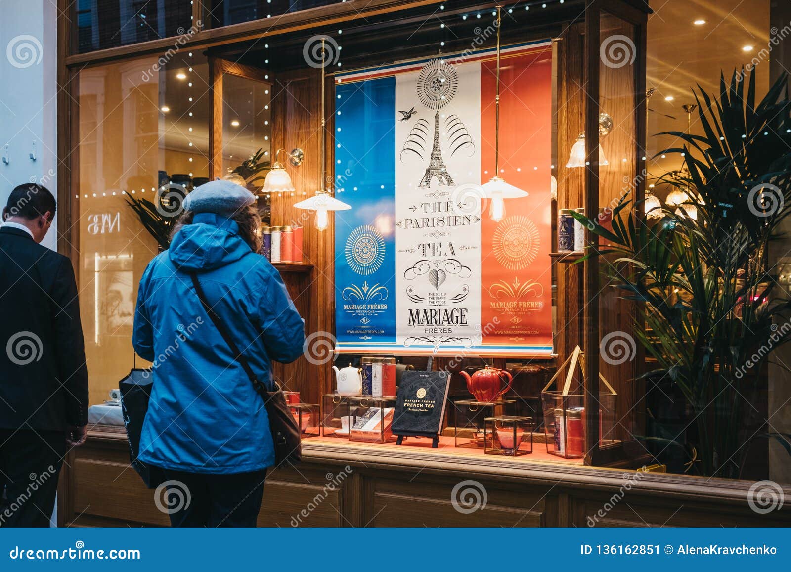 People Looking at the Window of Mariage Freres Tea in Covent