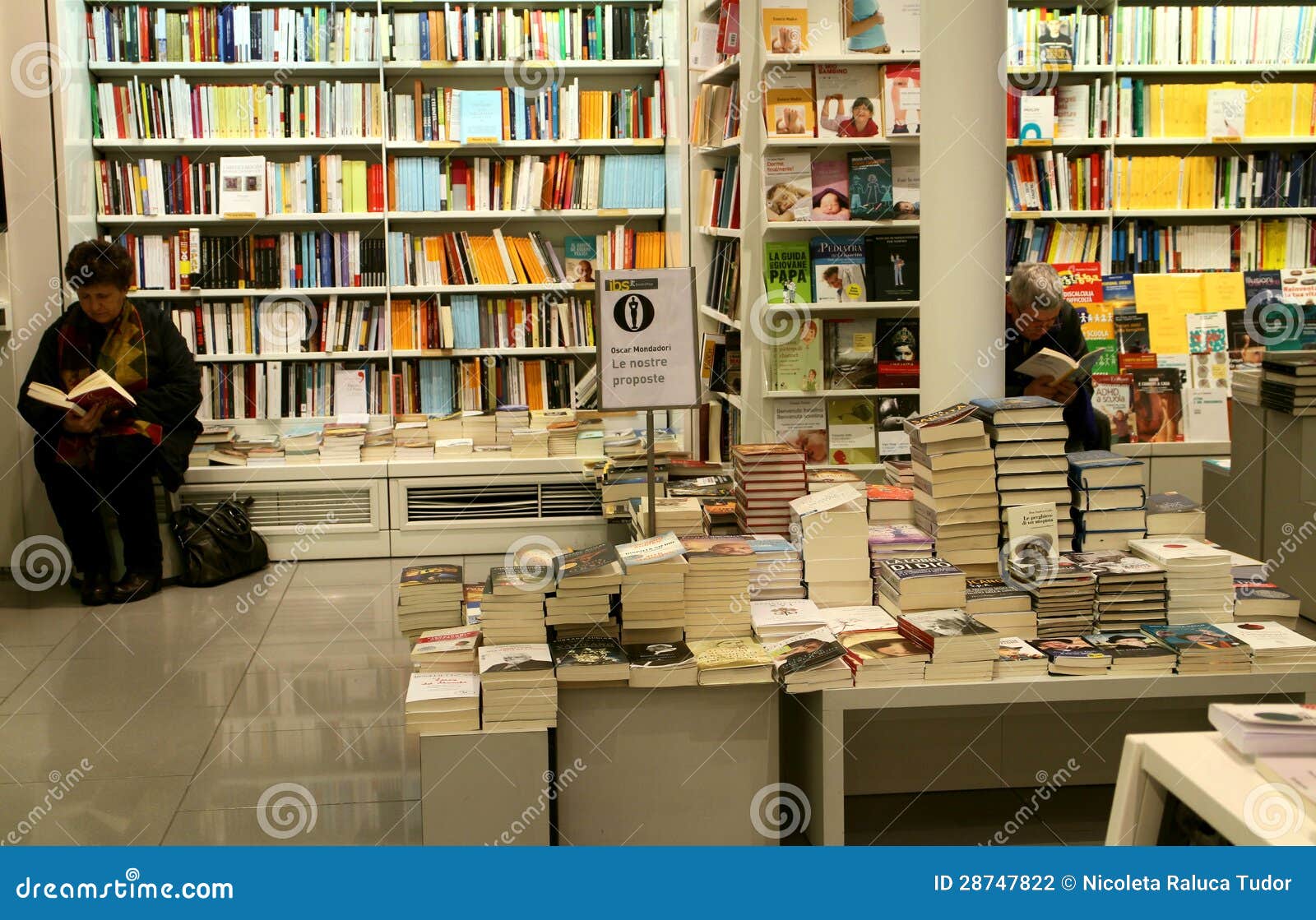 People Reading In A In Italy Editorial Photography Image