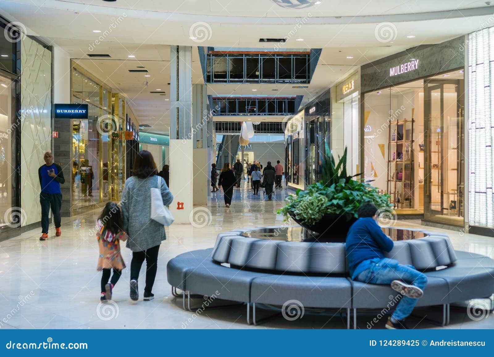 Shoppers at the Westfield Valley Fair shopping mall in Santa Clara, News  Photo - Getty Images