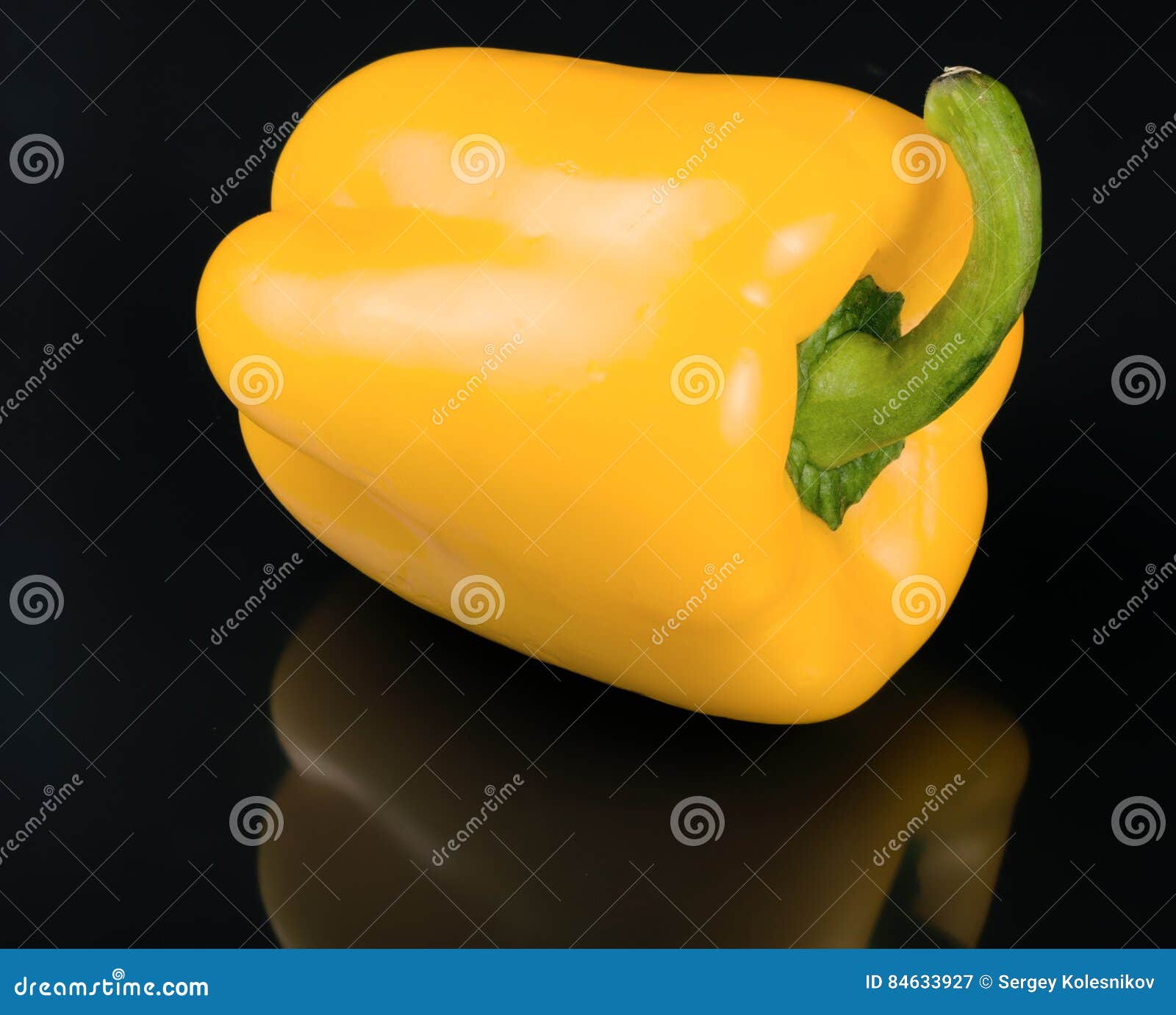Pepper Chilli "Peperone Quadrato D' Asti Giallo" Seeds By Hortus - Buy Online In