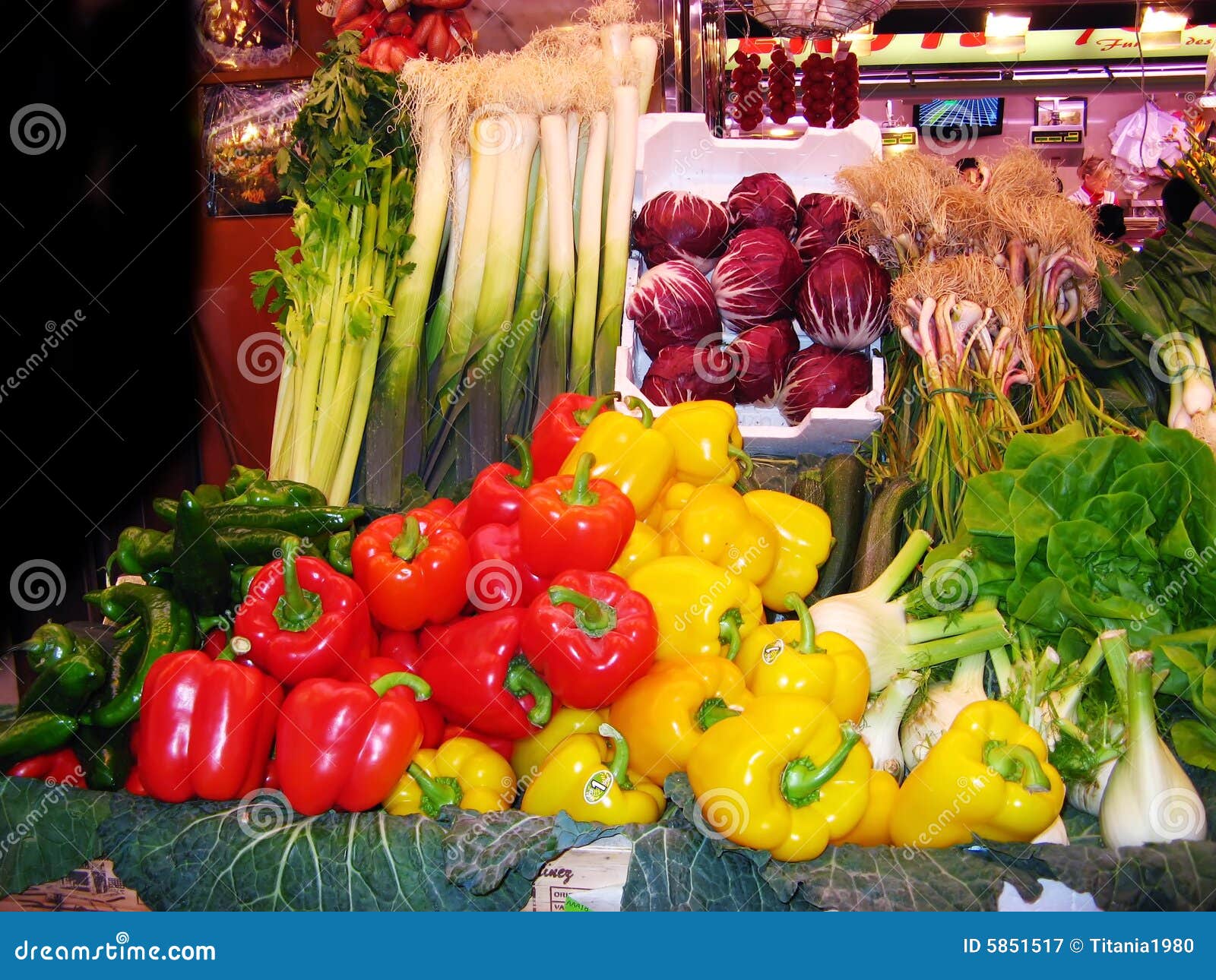 Peppers at the market stock image. Image of nutrition 5851517