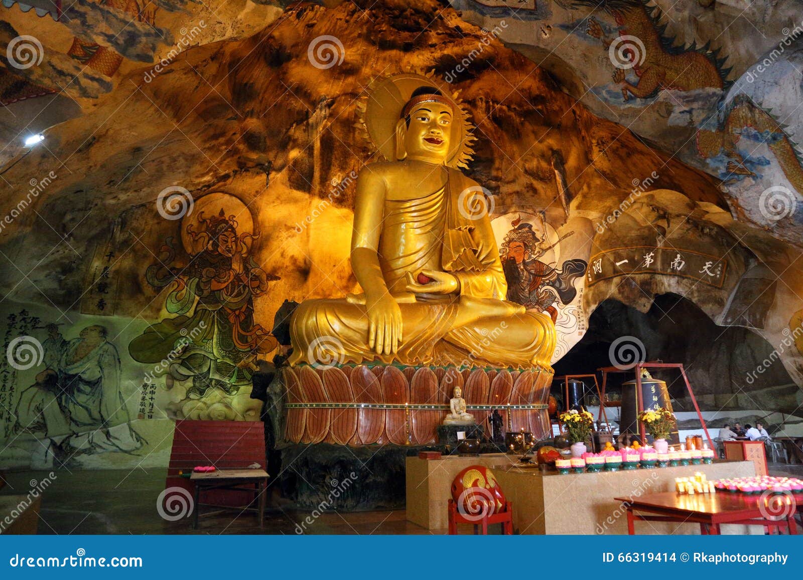 perak tong cave temple, ipoh, perak, malaysia