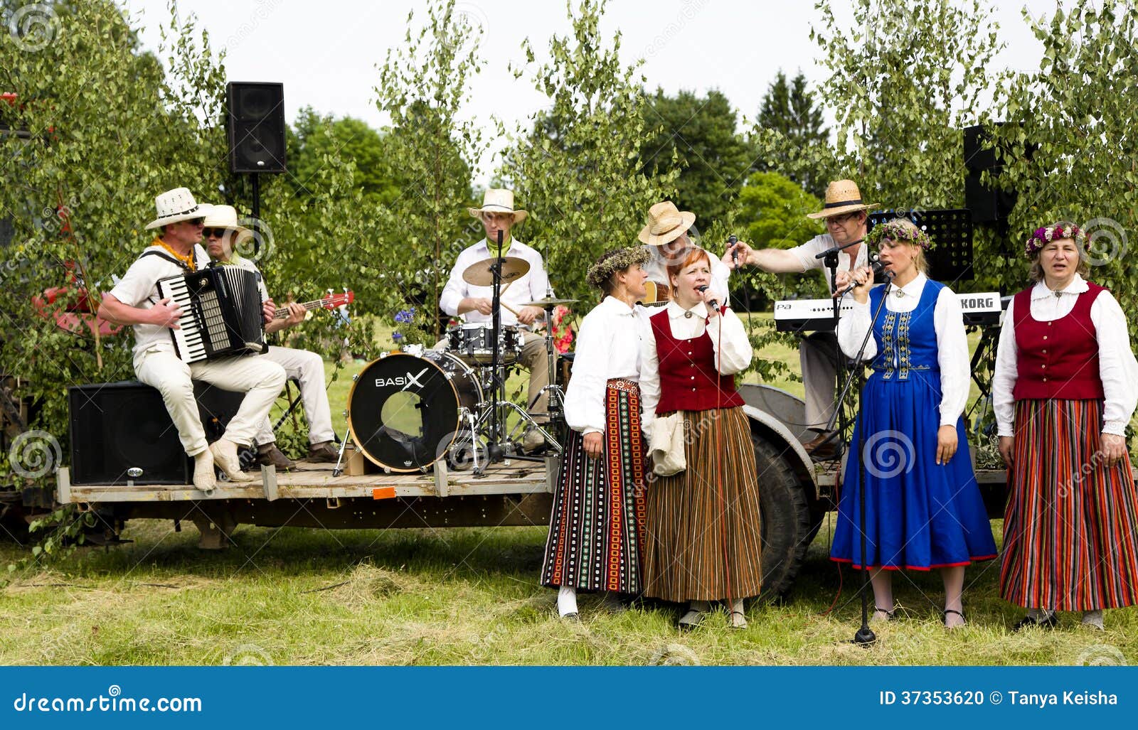 1 212 Festival Suits Photos Free Royalty Free Stock Photos From Dreamstime 1 212 Festival Suits Photos Free Royalty Free Stock Photos From Dreamstime