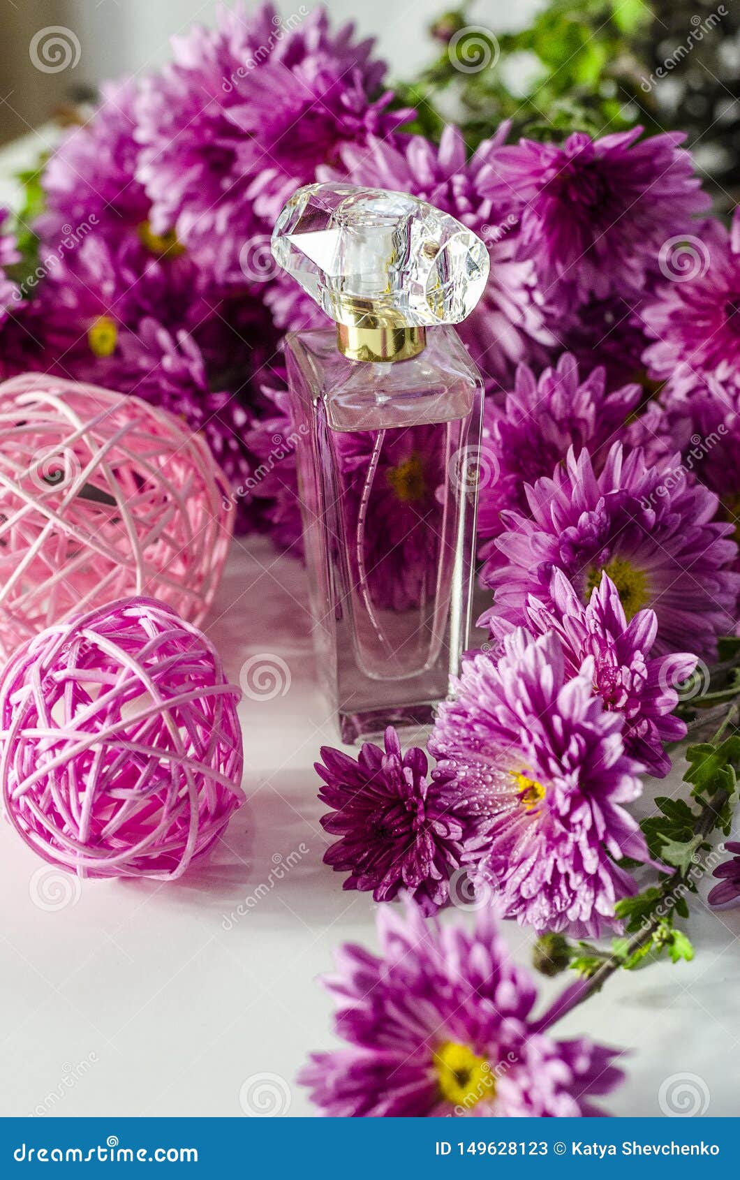 Perfume with floral scent stock image. Image of liquid 149628123