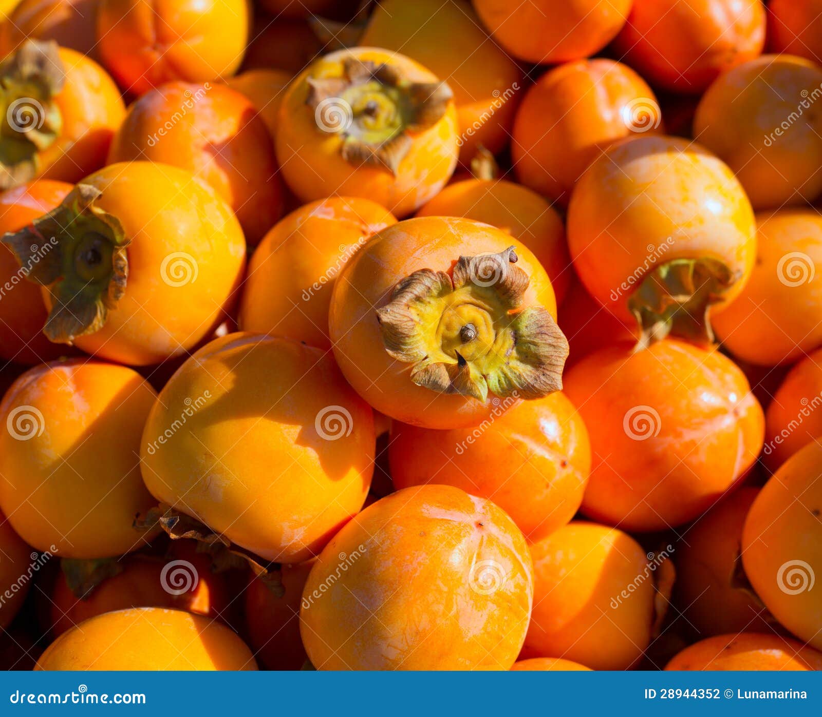 persimmon ripe fruits pattern in market