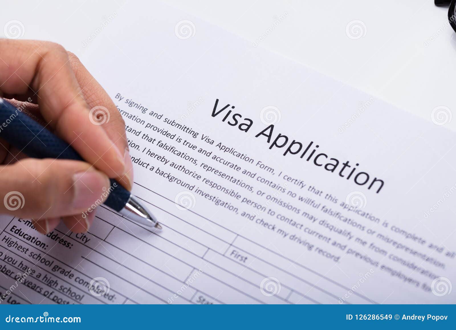filling visa application form