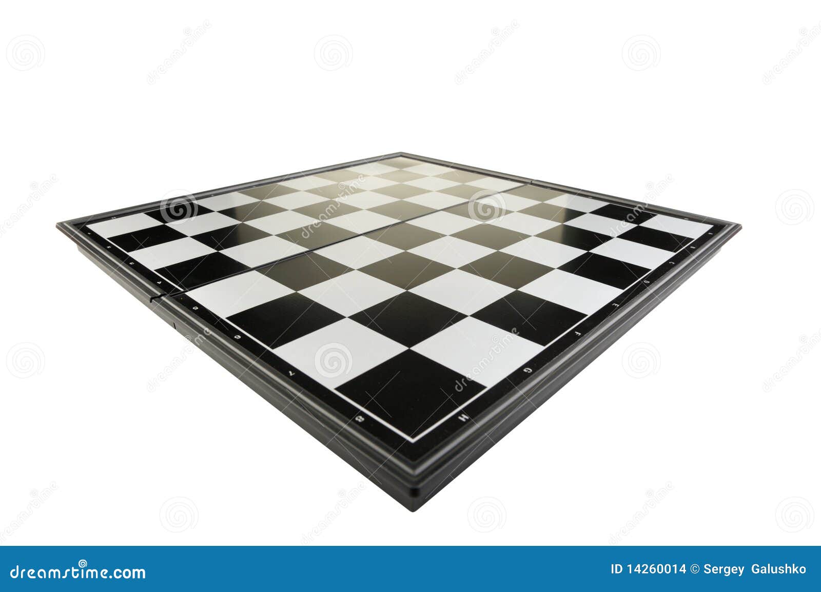 В левый нижний угол шахматной доски. Перспектива шахматная доск. Шахматы в перспективе. Перспектива шахматная доск комната. Шахматная доска с центра перспективы.