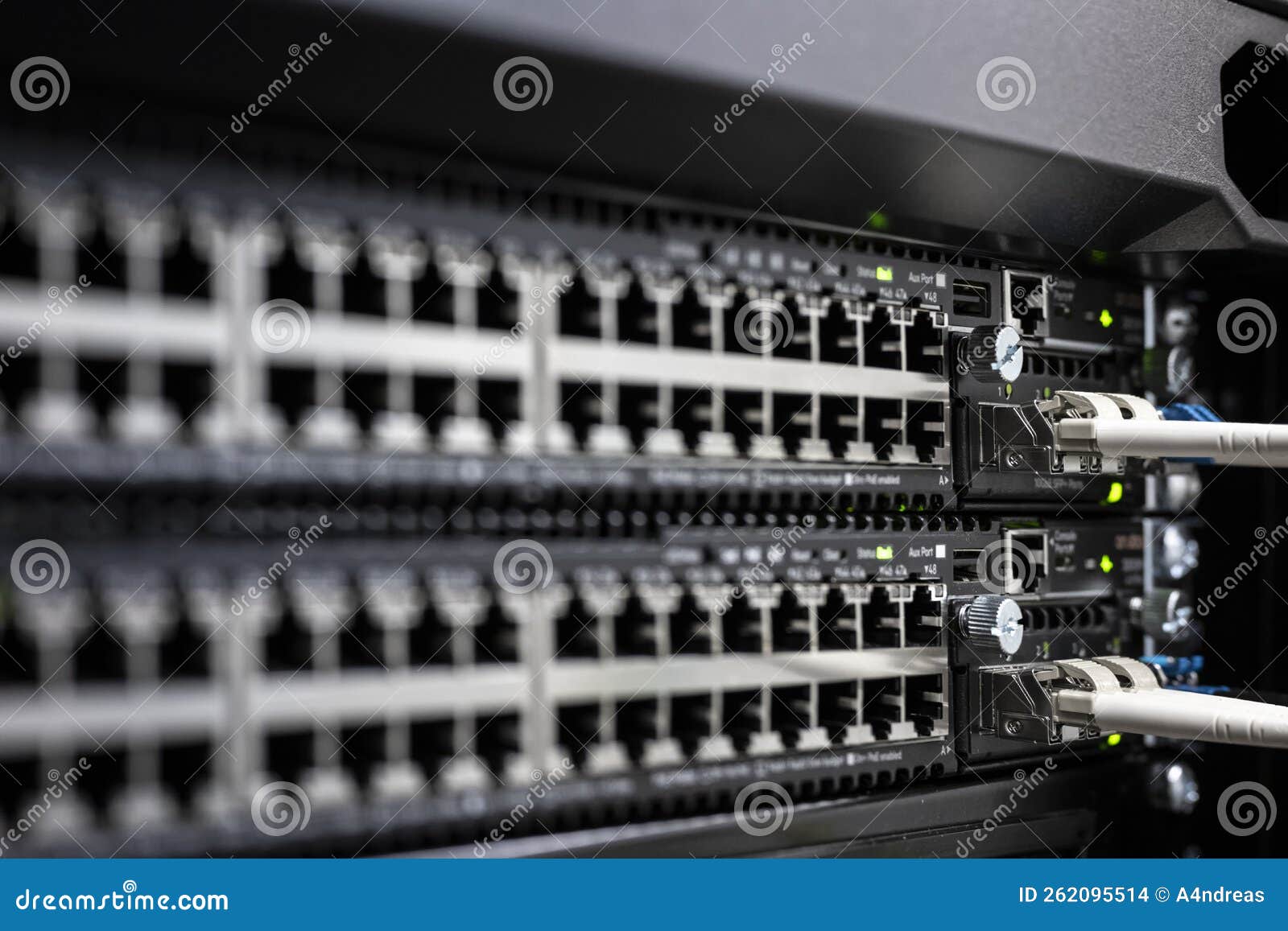 perspective of black 10gbit fibre copper fabric switch