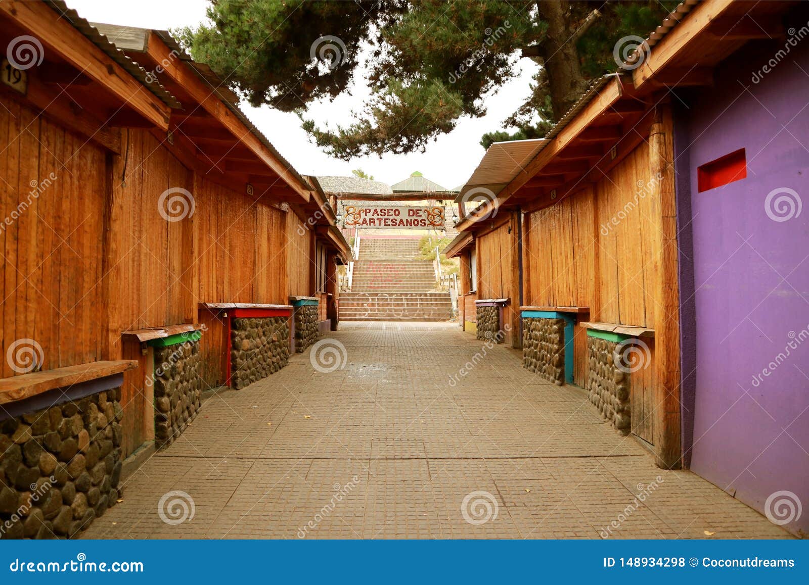 perspective view of paseo de artesanos artisan alley at el calafate, patagonia, argentina