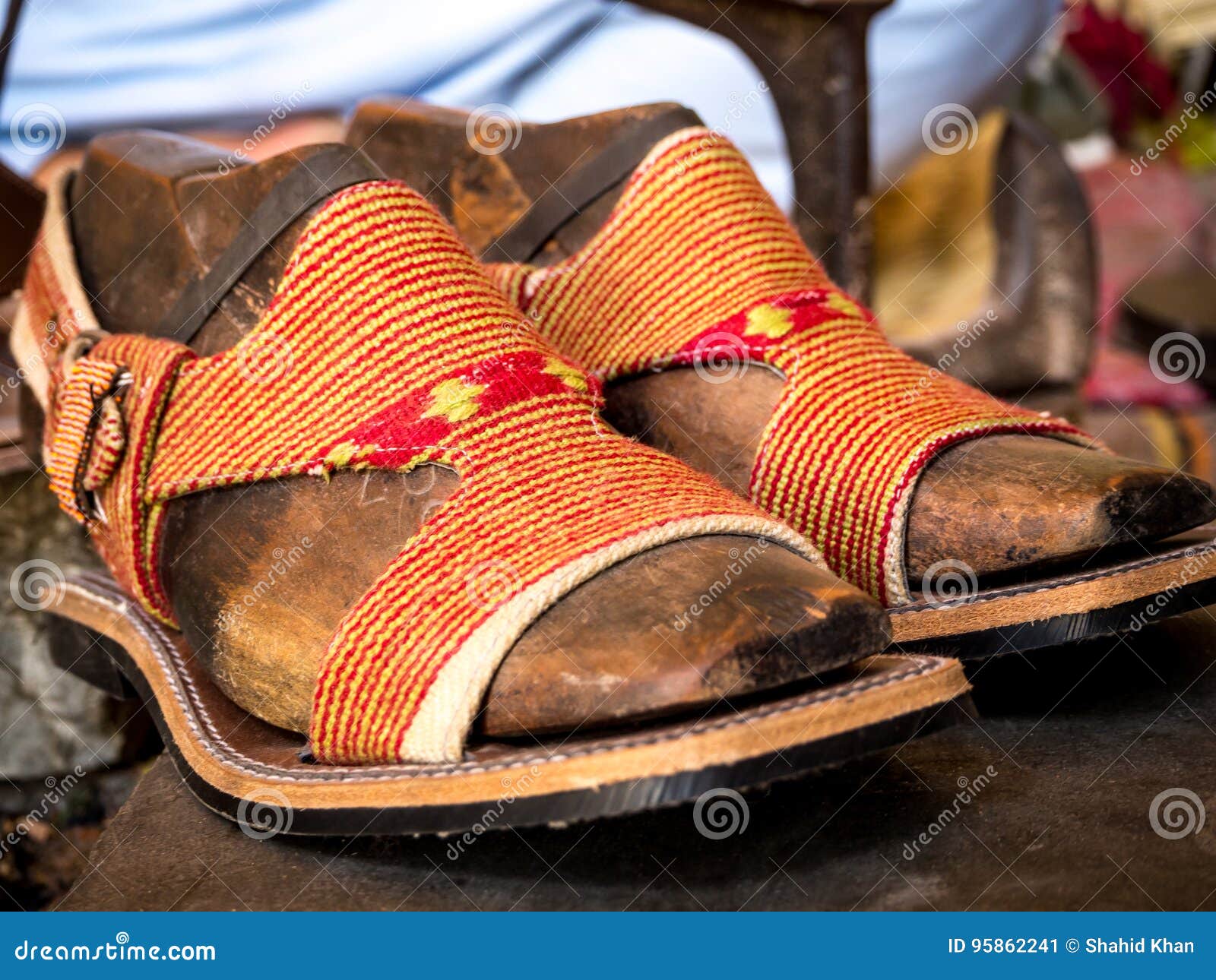 peshawari chapal traditional shoes