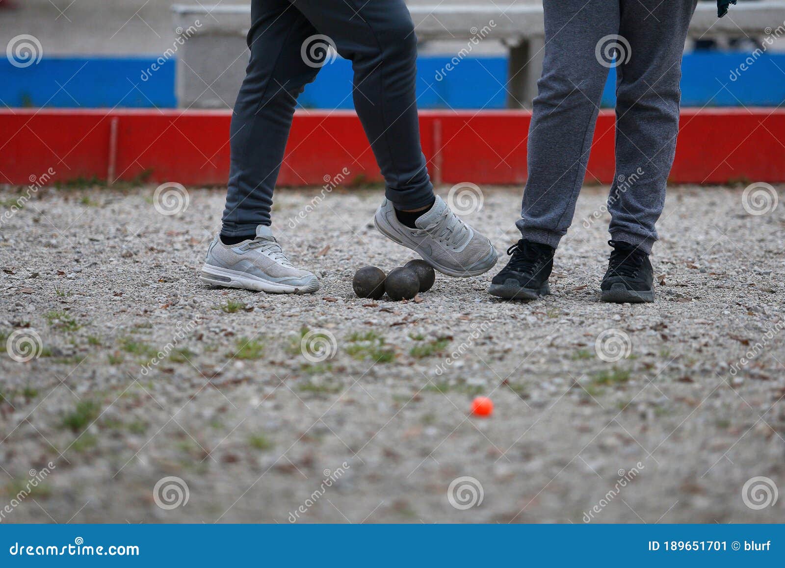 petanque throwers on playground