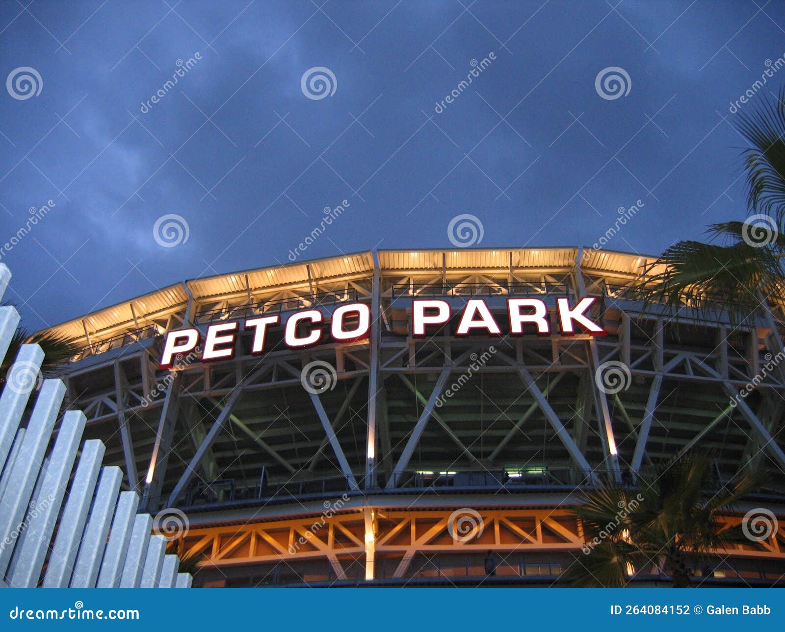 Petco Park at Night editorial photography. Image of bridge 264084152