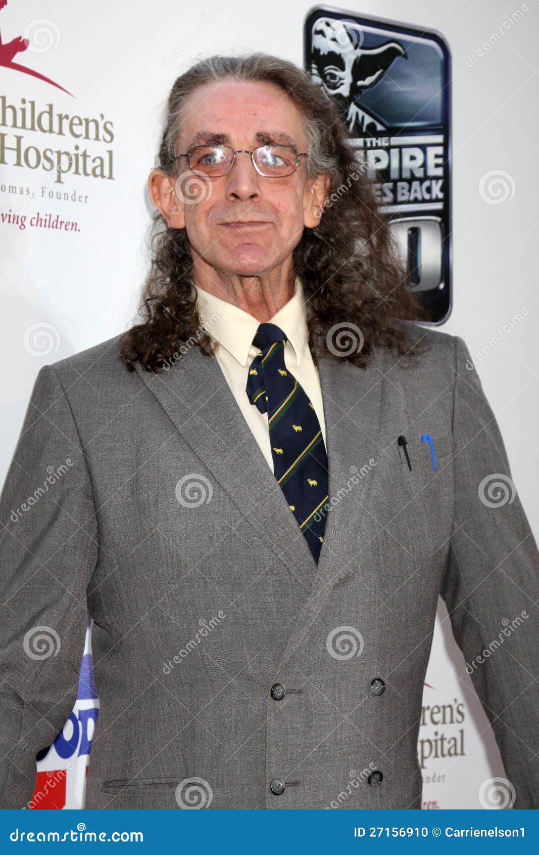 Peter Mayhew editorial image. Image of event, 30th, back - 27156910