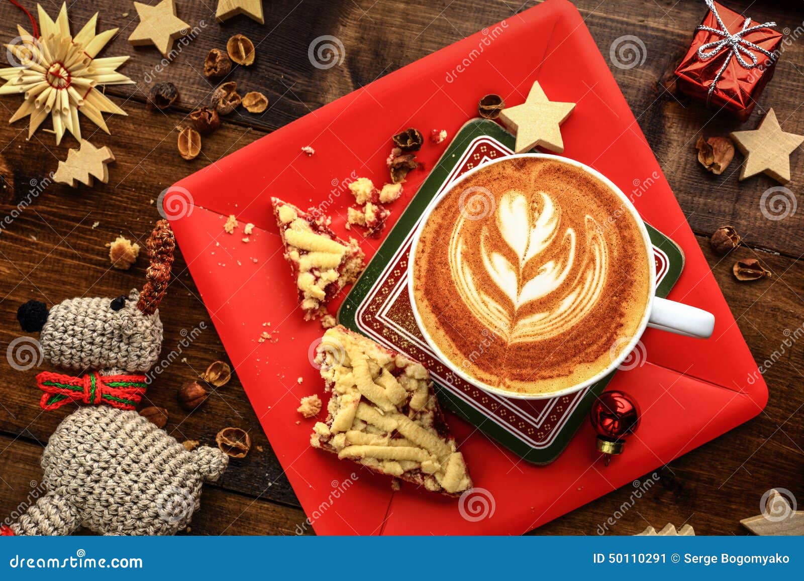 Petit déjeuner de Noël image stock. Image du gâteau, café