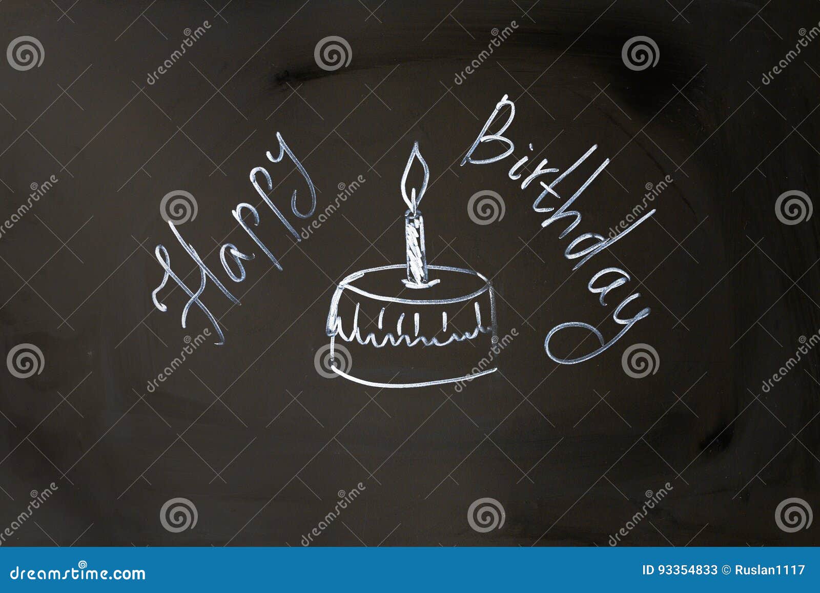 Petit Gateau De Joyeux Anniversaire D Inscription De Craie Avec La Bougie Image Stock Image Du Bougie Inscription