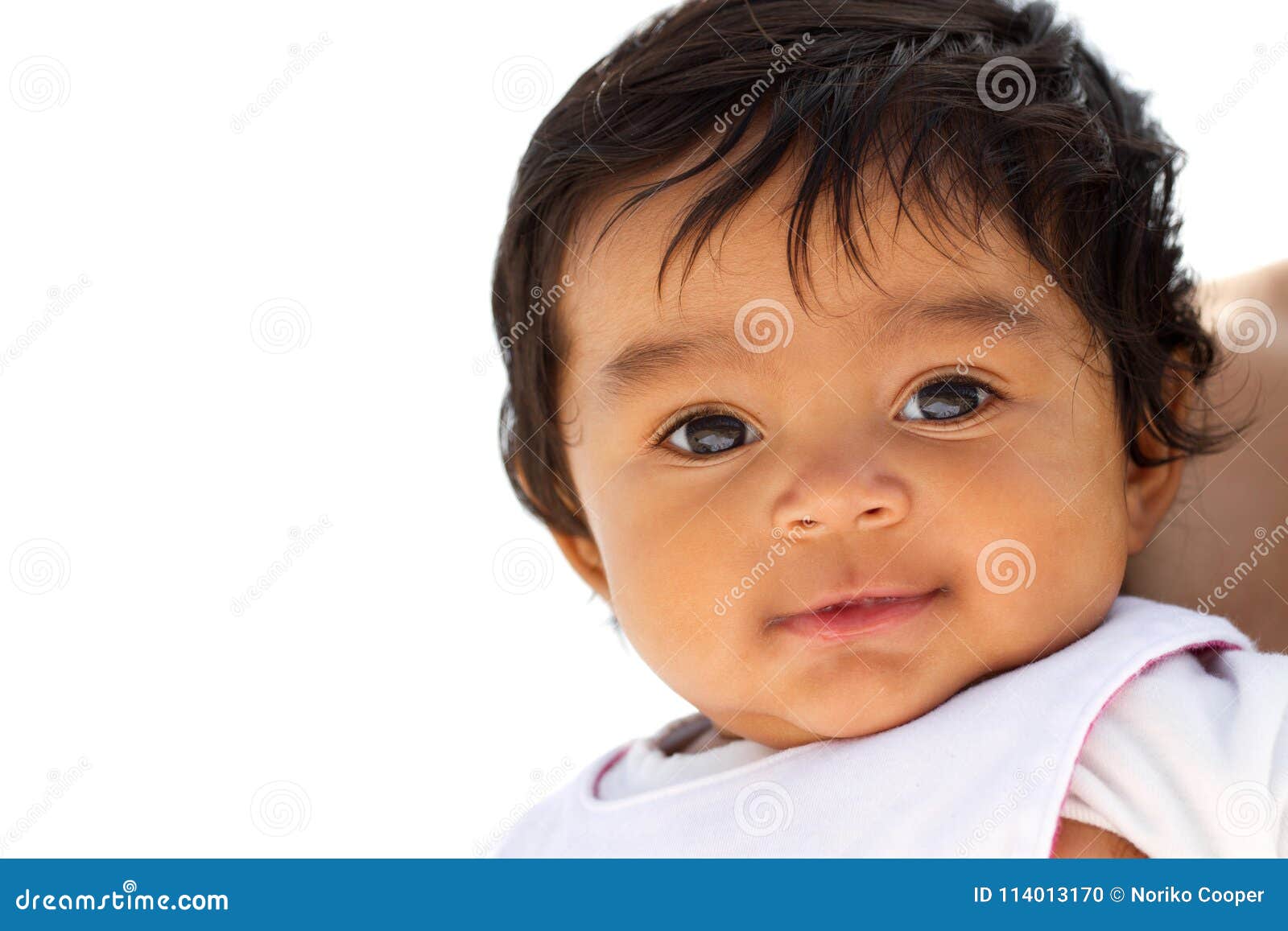 Petit Sourire Mignon De Bebe Photo Stock Image Du Hispanique Innocence