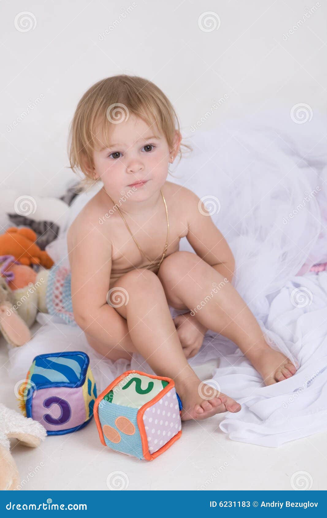 Petite Fille Nue Image Stock Image Du Enfant Couleur