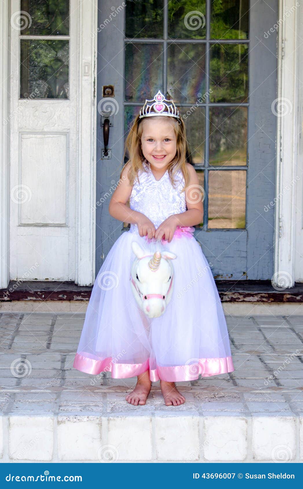 Robe Licorne Enfant de Princesse, Robes Fille, Robe de Princesse avec  Licorne, Unicorn Party-Mauve