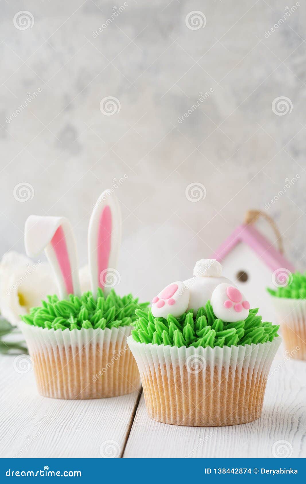 Petits Gateaux De Lapin De Paques Idee De Nourriture De Paques Pour Des Enfants Photo Stock Image Du Maison Enfants Petits Gateaux De Lapin De Paques Idee De Nourriture De Paques Pour Des Enfants Photo Stock Image Du Maison Enfants
